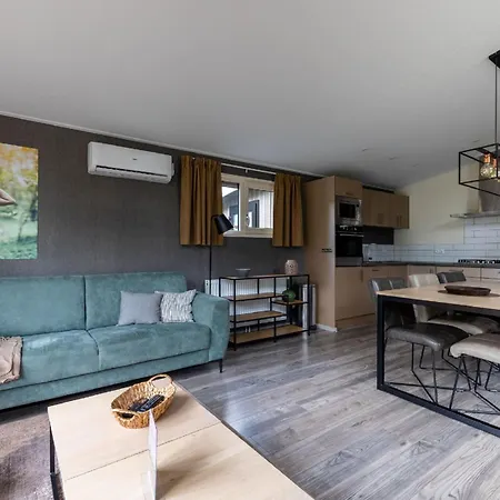 Stylish Near Veluwe Сasa de vacaciones Hoenderloo